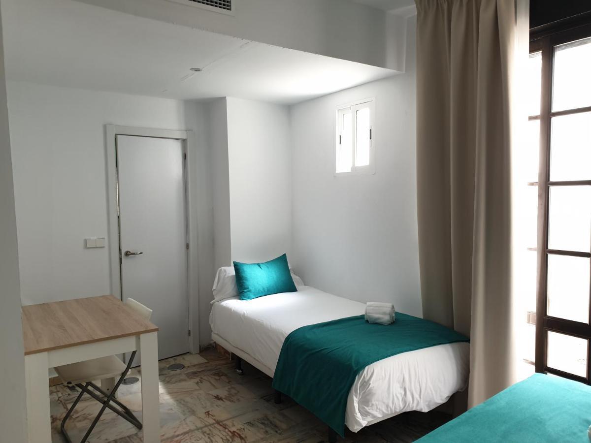 Apartamentos Doña Lola Sevilla Exterior foto